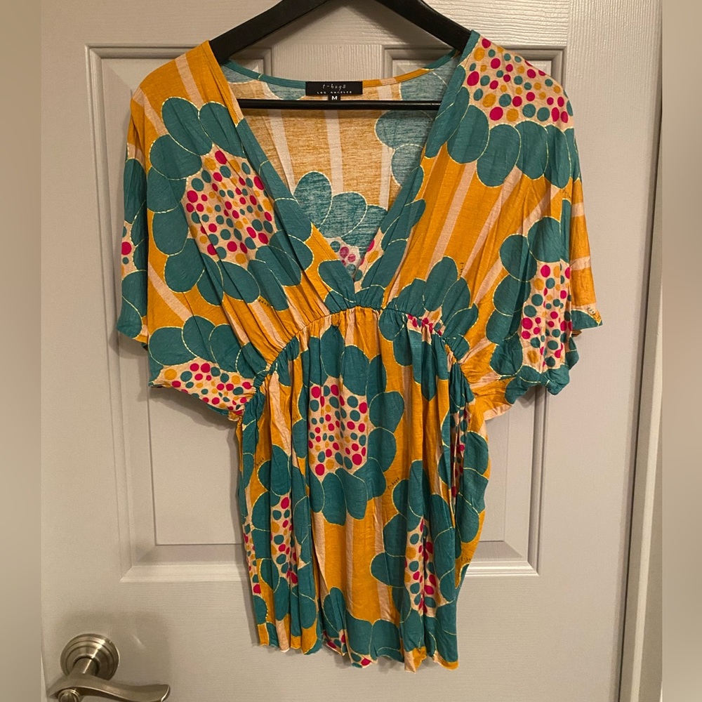 T-BAGS LOS ANGELES Printed Low Neck Peasant Style Blouse SZ M